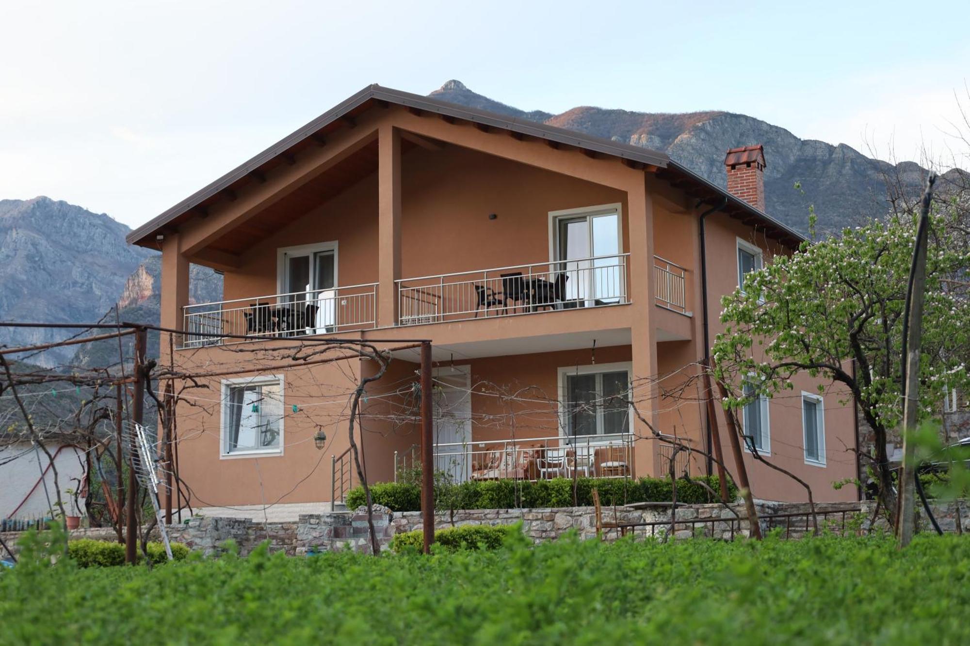 Koman_lakeview_apartments Shkodër